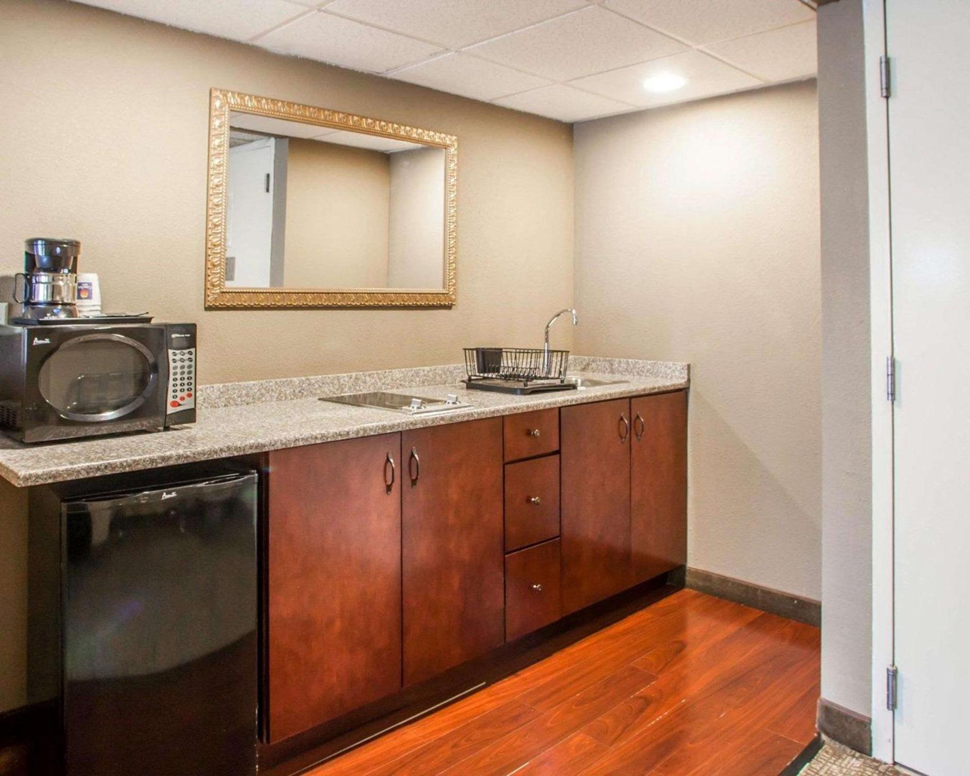 Quality Inn & Suites Orland Park - Chicago Екстериор снимка
