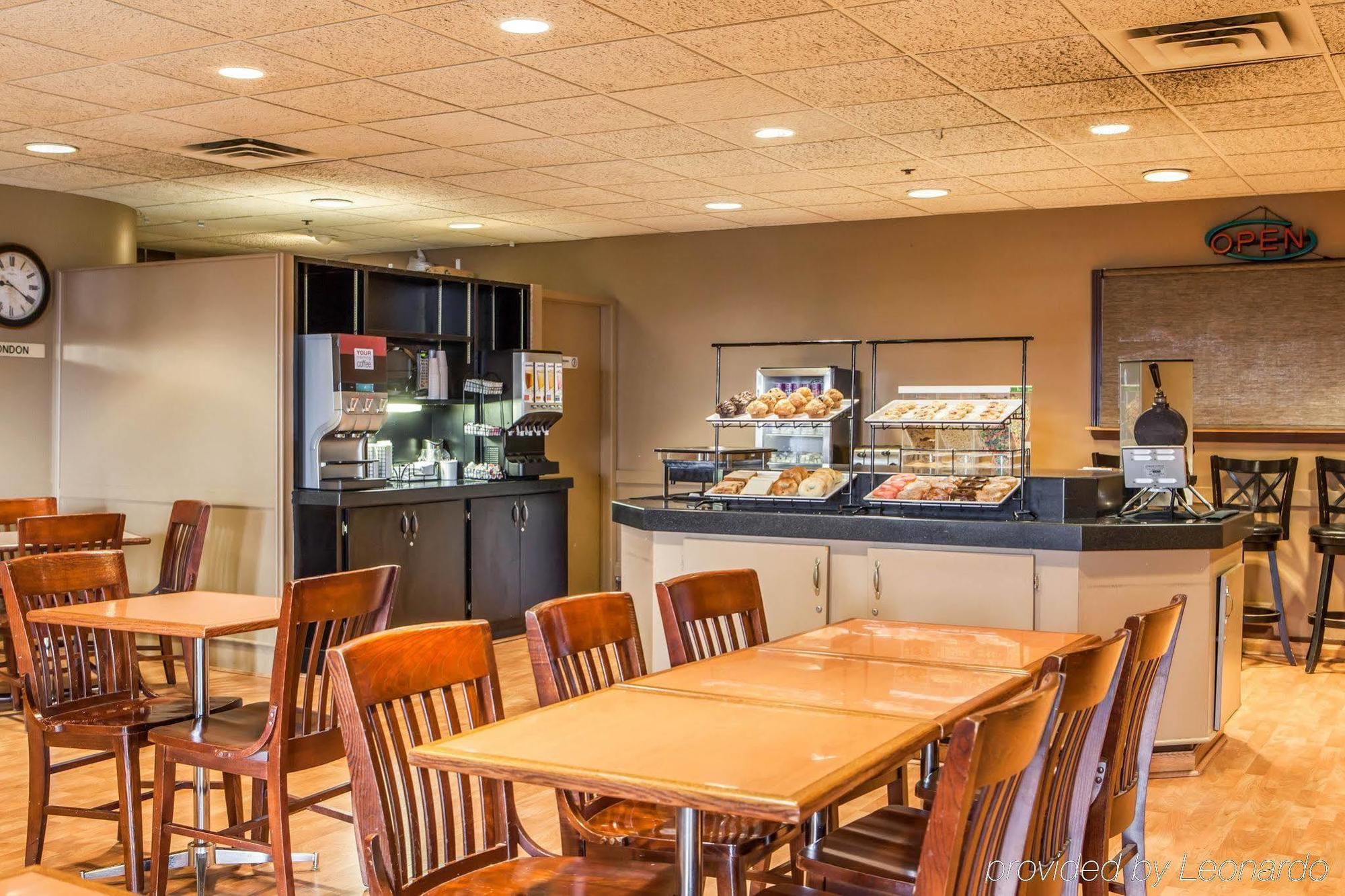 Quality Inn & Suites Orland Park - Chicago Екстериор снимка