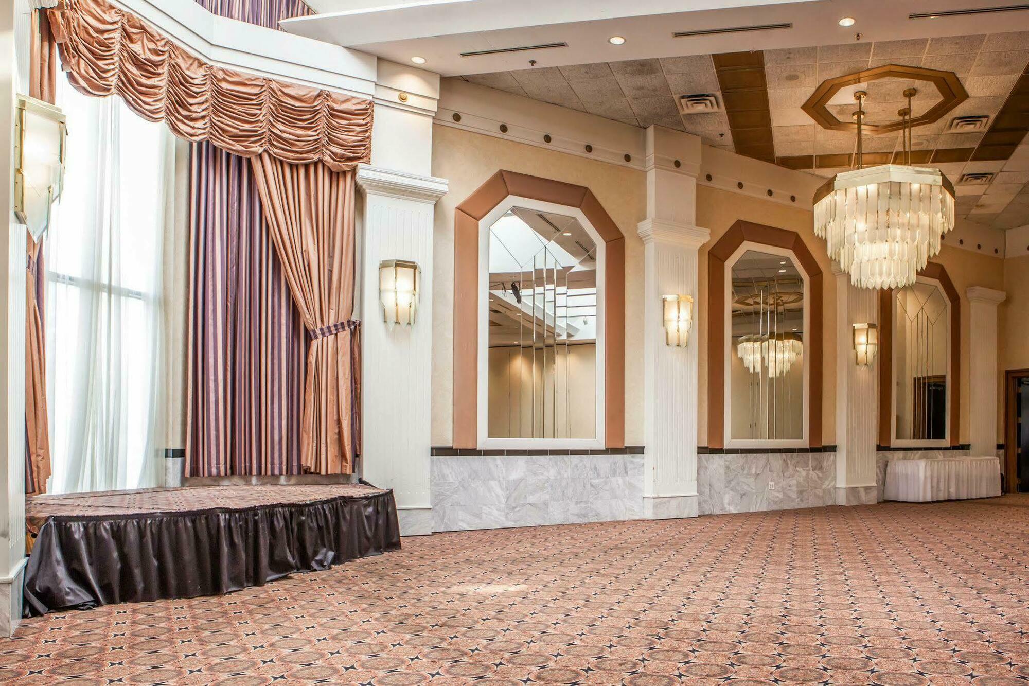 Quality Inn & Suites Orland Park - Chicago Екстериор снимка