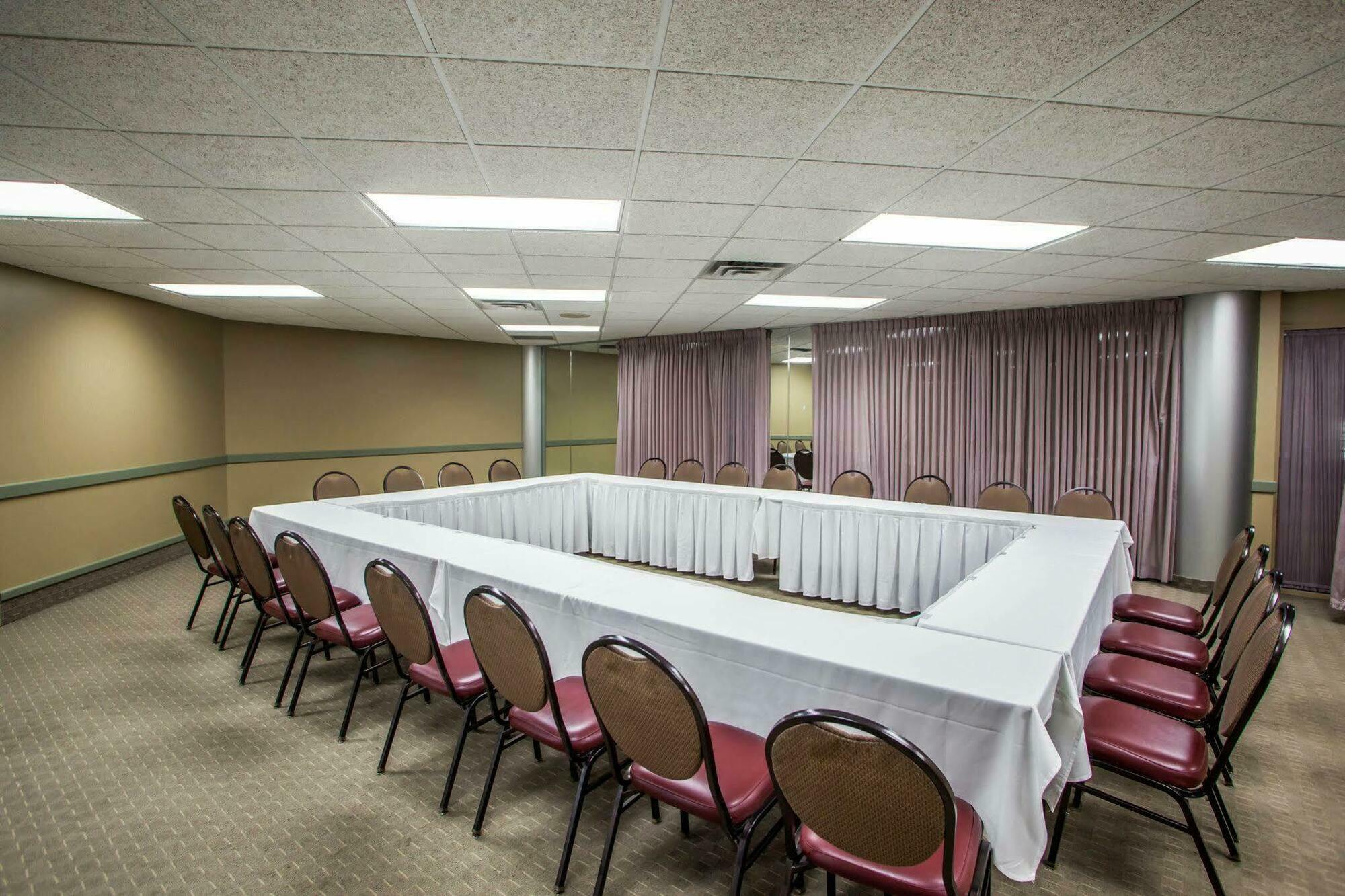 Quality Inn & Suites Orland Park - Chicago Екстериор снимка